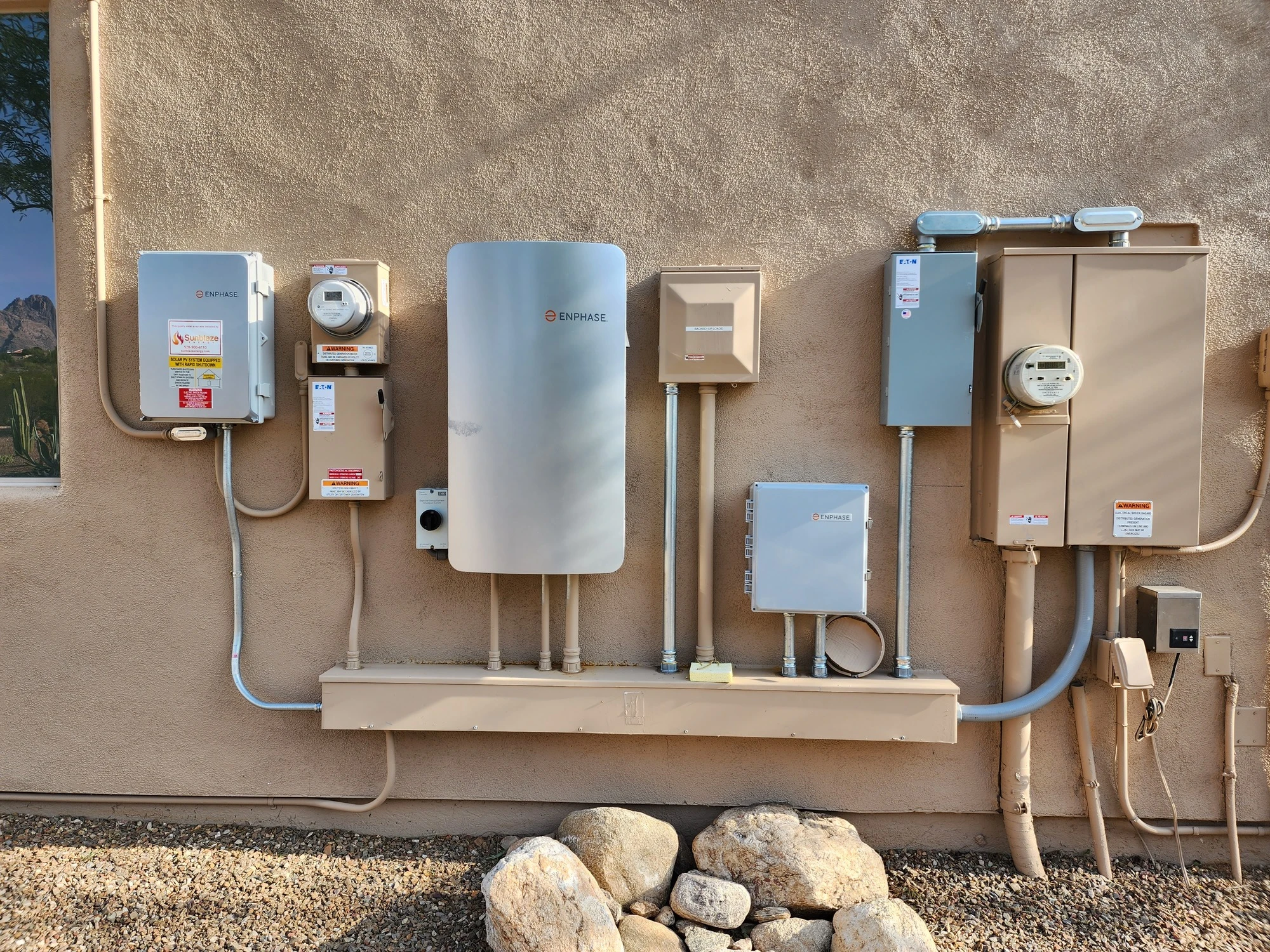 Professional battery storage system installation